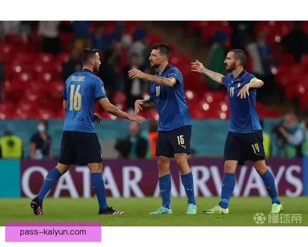 什克里尼亚尔防守端表现稳健，持续为球队提供稳定防线支持