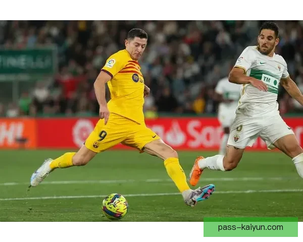 西甲埃尔切更衣室氛围回暖,球队状态值得关注 西甲埃尔切更衣室氛围回暖,球队状态值得关注